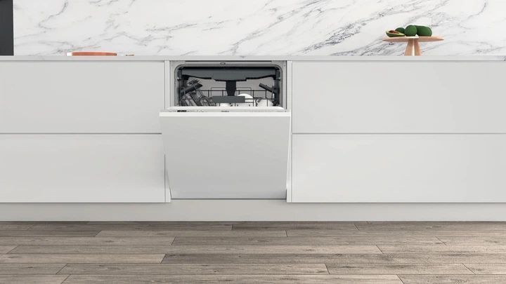 Вбудована посудомийна машина Whirlpool WIC3C34PFE S WIC3C34PFE S фото