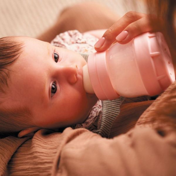 Пляшечка MAM Easy Start Anti-Colic 130 мл, силіконова соска SkinSoft, 0+ міс. W25-ED9643 фото