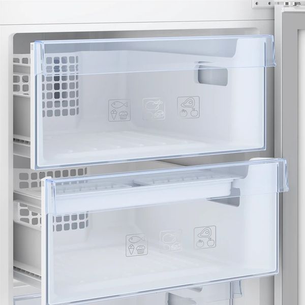Холодильник BEKO RCNA 366K 30XB RCNA 366K 30XB фото