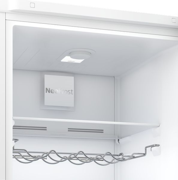 Холодильник BEKO RCNA 366K 40WN RCNA 366K 40WN фото