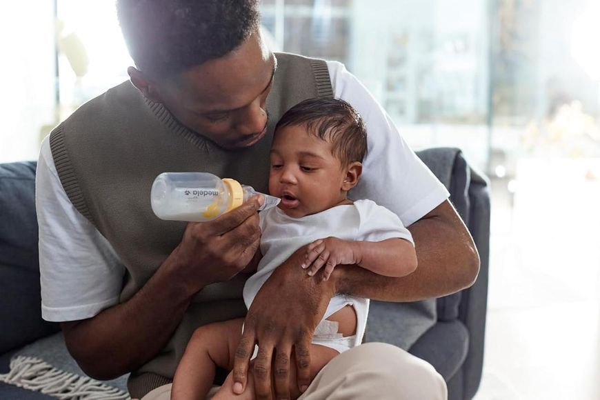 Спеціальна чашечка Medela SoftCup для годування W25-ED8276 фото