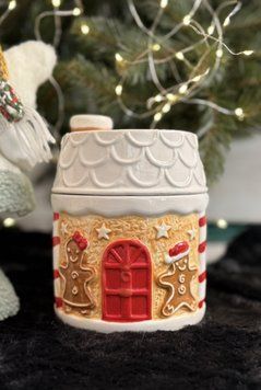 Різдвяна керамічна банка &laquo;Пряничний будиночок&raquo; з кришкою 18 см JAR18P фото