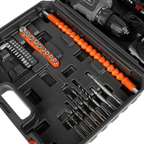 Шурупокрут акумуляторний FORTE CD-21BC, кейс з аксесуарами, 21В, 0-400/0-1400об/хв, 2А год., 10мм, 35Нм CD-21BC фото