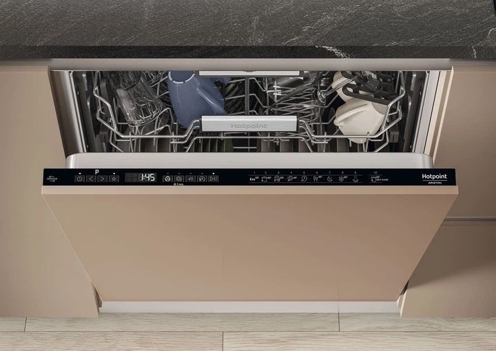 Вбудована посудомийна машина Hotpoint HM7 42 L HM7 42 L фото